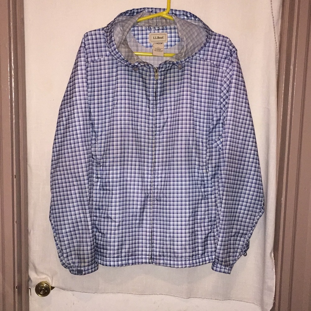 L.L. Bean men’s windbreaker.